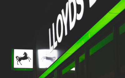 Maximizing ROI: How Strategic Signage Placement Drives Customer Engagement