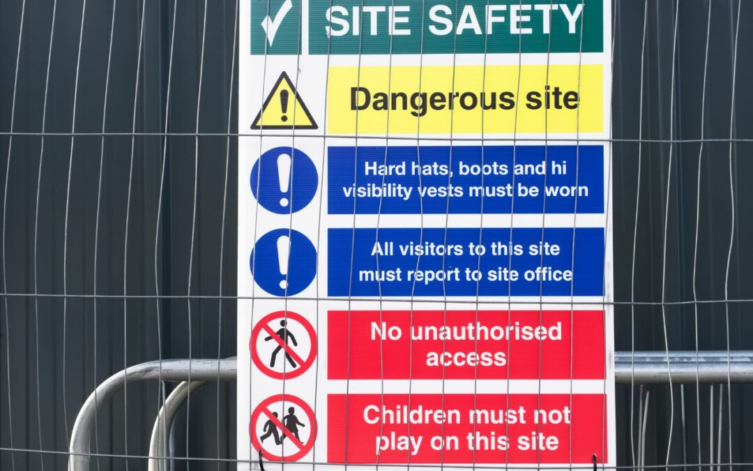 The Essentials of Construction Site Signage: Regulatory Compliance and Best Practices